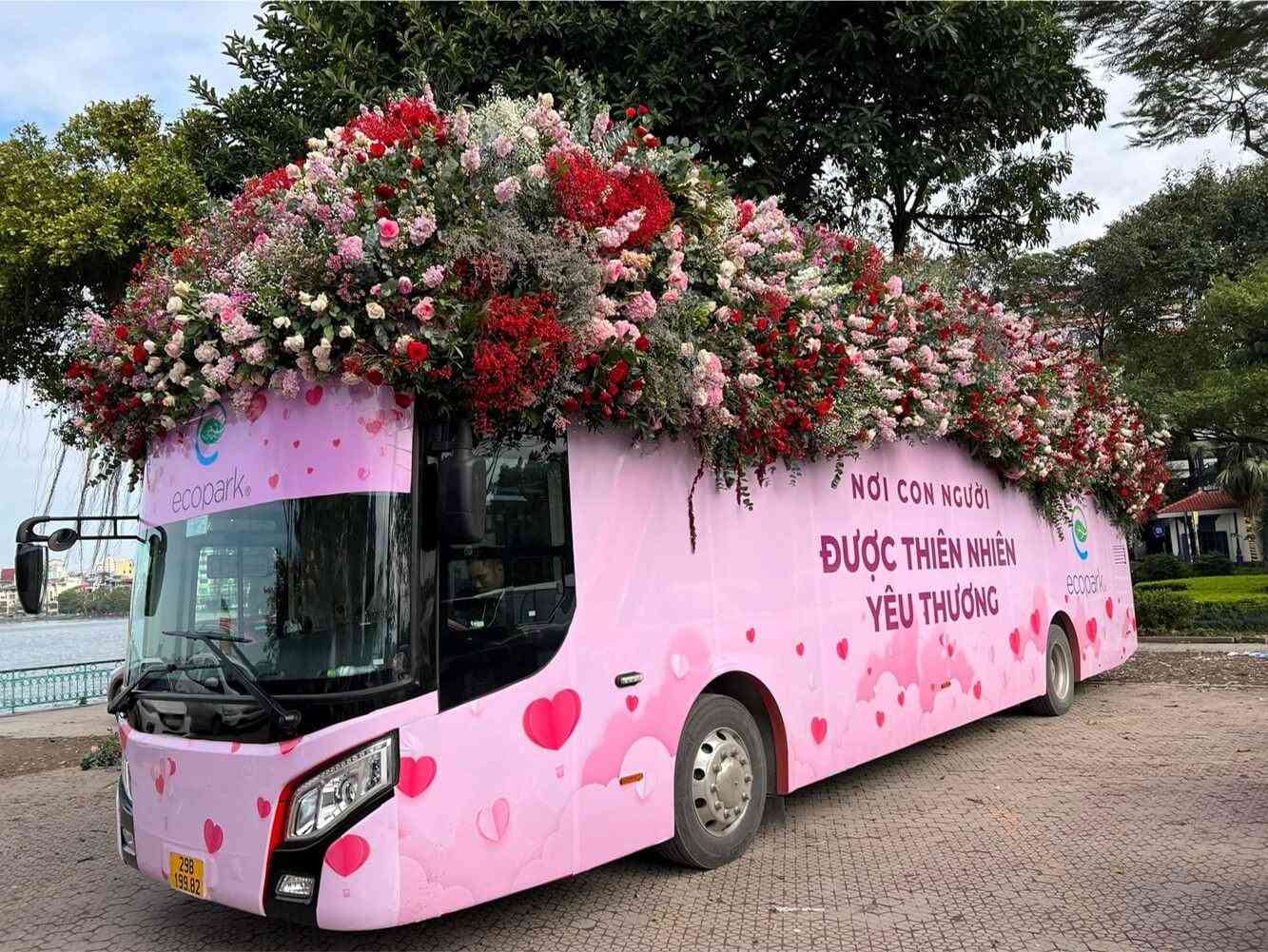 Tăng nhận diện thương hiệu từ chiến dịch roadshow độc đáo của Coca Cola và Red Bull 1 Bài học tăng nhận diện thương hiệu từ roadshow của Coca Cola và Red Bull