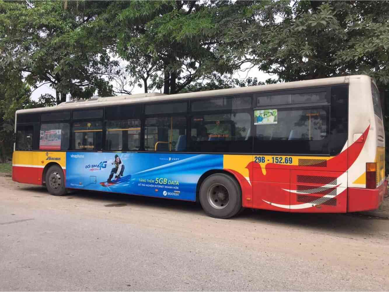quang cao tren xe bus 20