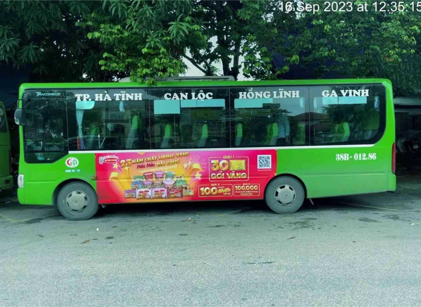 quang cao tren xe bus 21