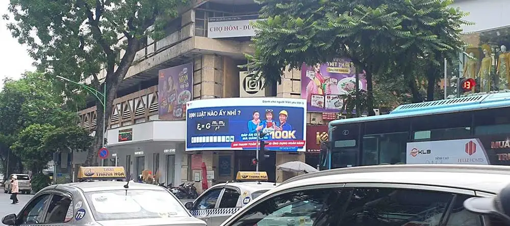 DỰ ÁN QUẢNG CÁO MÀN HÌNH LED CỦA VÍ ĐIỆN TỬ VNPAY TẠI CHỢ HÔM – PHỐ HUẾ.