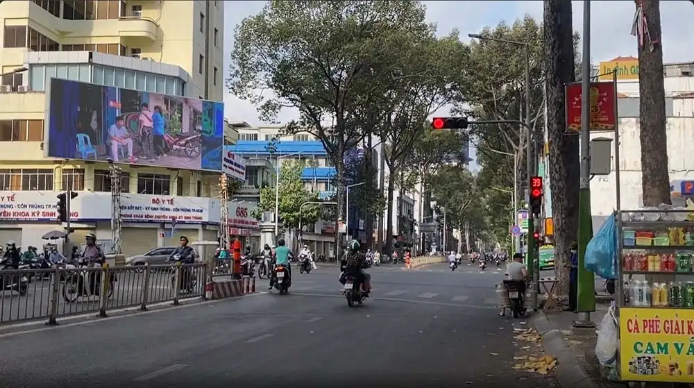 Màn hình LED Giao Lộ Trần Hưng Đạo – Nguyễn Biểu