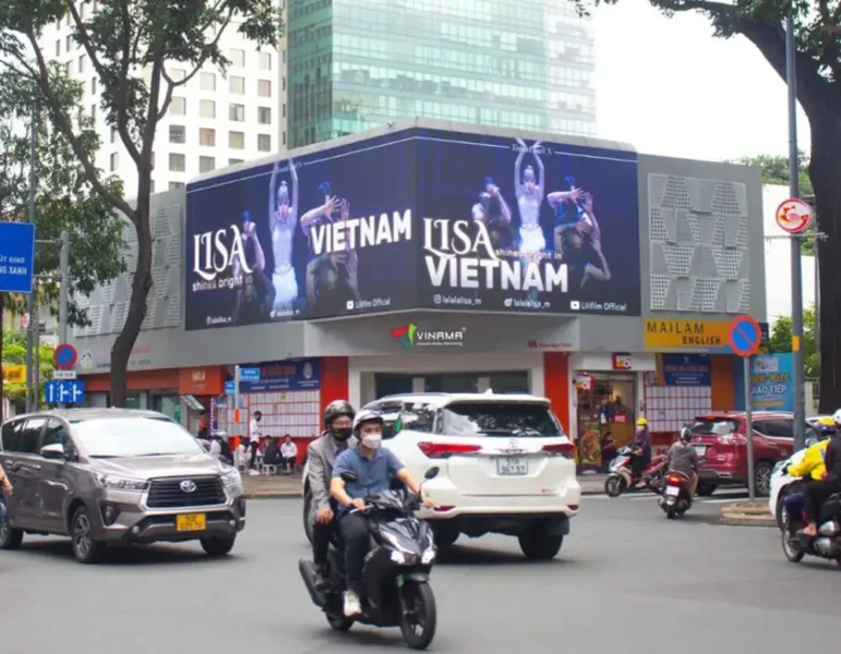 Màn hình quảng cáo LED 3D TTTM Diamond – Phạm Ngọc Thạch4