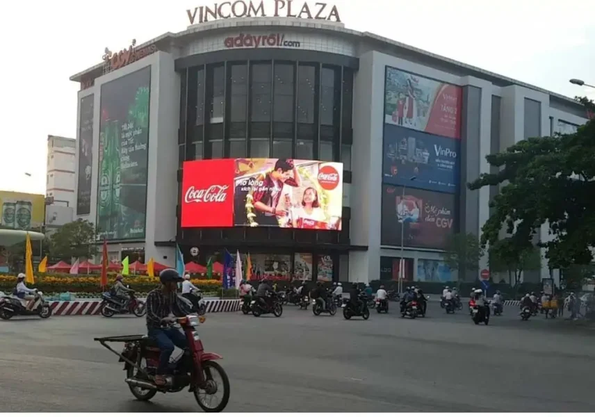 Màn hình quảng cáo LED Vincom Hùng Vương4