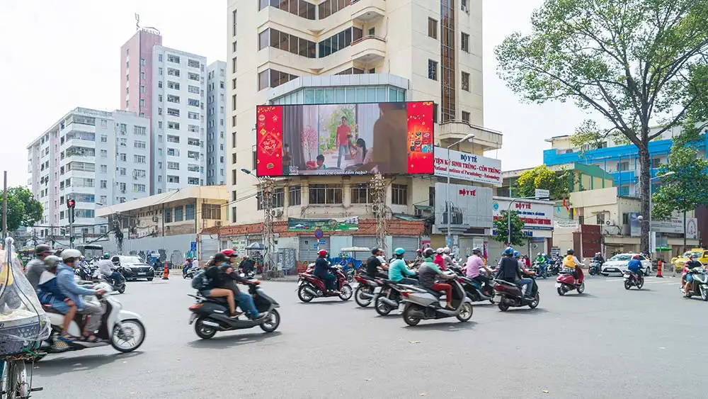 Màn hình quảng cáo LED tại Trần Hưng Đạo – Châu Văn Liêm