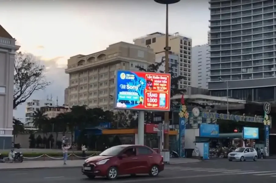 Quảng cáo LED Vincom Quảng trường Trần Phú Nha Trang – Màn Minh Khai3