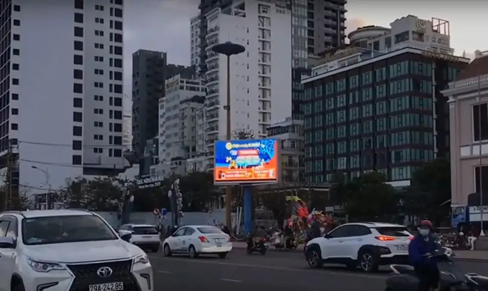 Quảng cáo LED Vincom Quảng trường Trần Phú Nha Trang – Màn Minh Khai