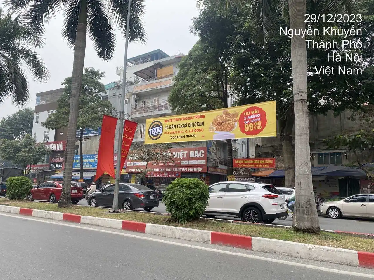 Treo Banner, Phướn Quảng Cáo