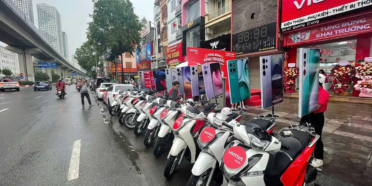 Các loại hình quảng cáo ngoài trời (OOH) phổ biến & Hiệu quả | Phoenix Media Group