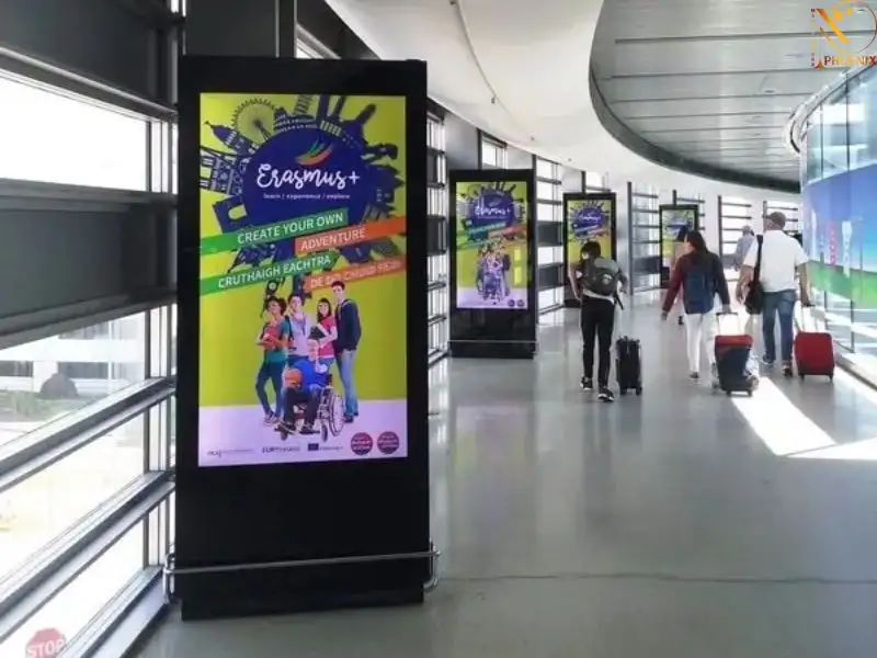 gia quang cao tai san bay (4)