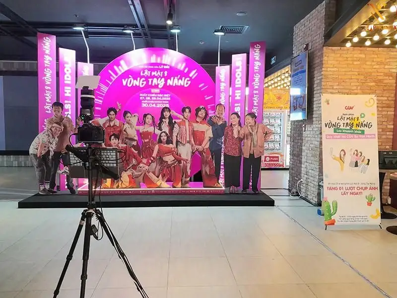 thi cong booth quang cao (6)