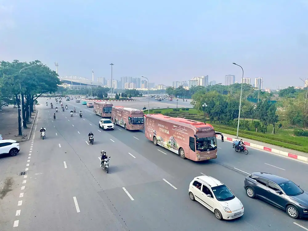to chuc chay roadshow bus 2 tang cho bat dong san Noble tay thang long (1)